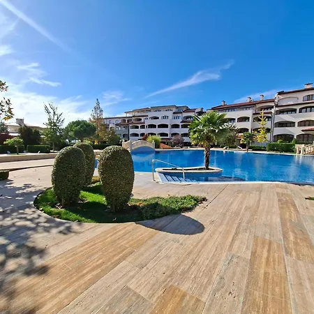 Daire 5-star Spacious Beachfront